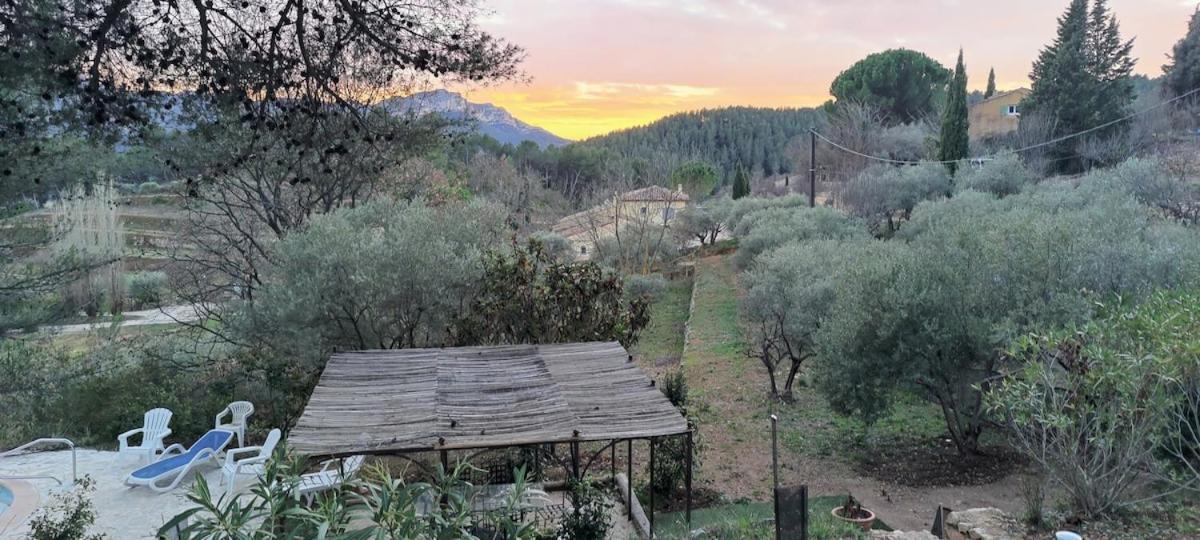 Villa Cigalons En Pleine Pinede Avec Piscine Chauffee De Mai A Septembre Auriol Kültér fotó